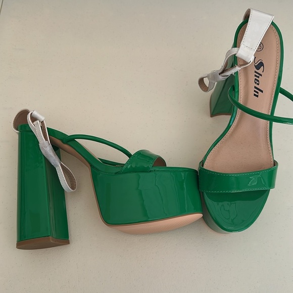 SHEIN - Picture 1 of 4